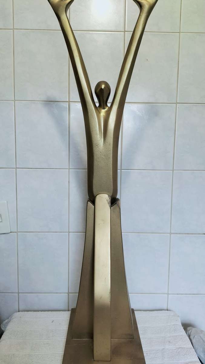 Sculpture By Renowned Eben Germishuys (Sculptor Of Rugby Player Statue At Loftus) Read Description