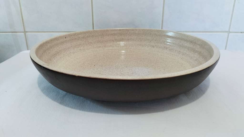 Quality Large Glazed Pottery Serving or Fruit Bowl