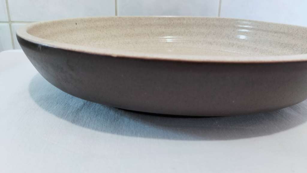 Quality Large Glazed Pottery Serving or Fruit Bowl