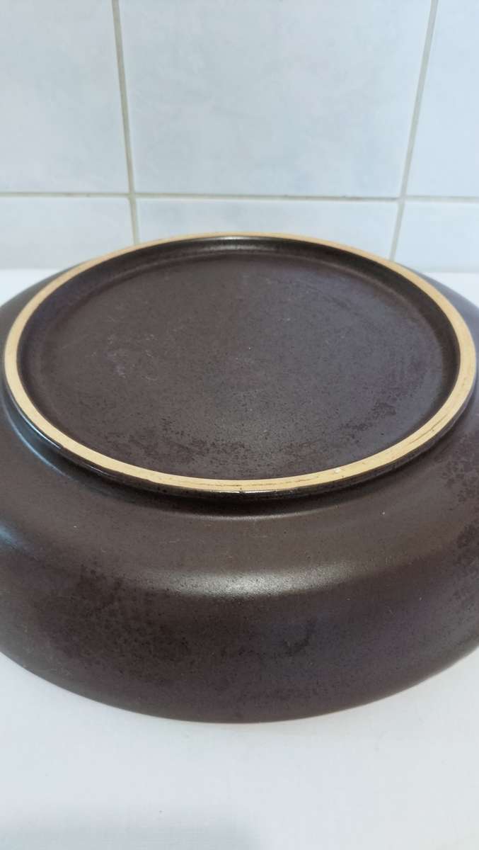 Quality Large Glazed Pottery Serving or Fruit Bowl