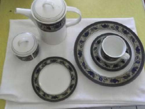 Mikasa Intaglia Coffee Set (Arabella design)