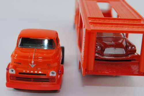 M2 Dodge Car transporter with car