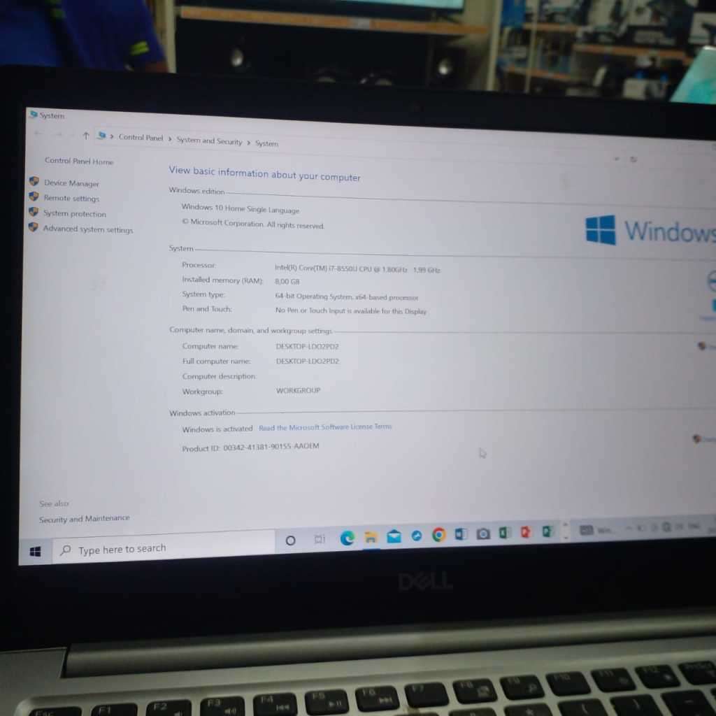 Dell Inspiron 7370 Intel Core i7-8550U 13.3inch  8GB RAM 256GB SSD