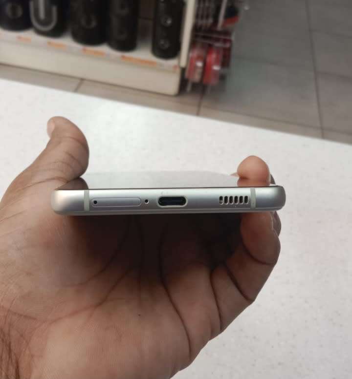 [Late Entry] Samsung Galaxy S21 FE 128GB - Olive *Mint condition*