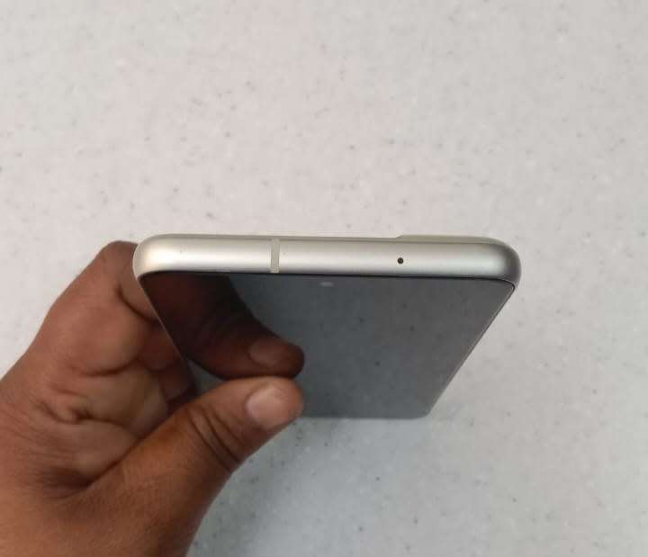 [Late Entry] Samsung Galaxy S21 FE 128GB - Olive *Mint condition*