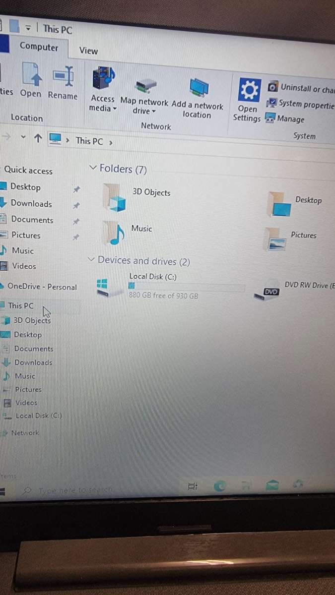 HP 250 G8 Laptop - i5-1035G1 8GB RAM 1TB HDD