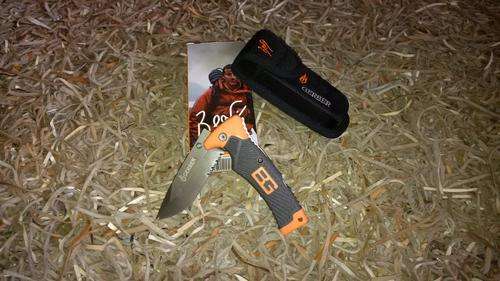 Bear Grylls Folding Sheath Knife