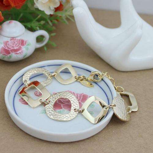 NIB PRINCESS HOUSE YELLOW GOLD GP BRACELET B394