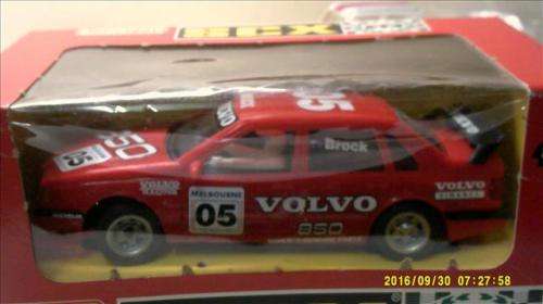 132 SCALE SCX SLOT CAR VOLVO 850T