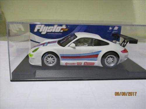 1/32 SCALE FLYSLOT SLOT CAR PORSCHE 997 RSR (MARTINI)