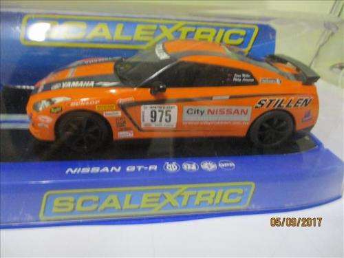 1/32 SCALE SCALEXTRIC SLOT CAR NISSAN GT-R