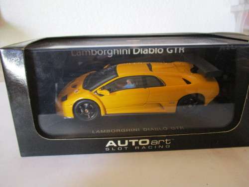 1/32 SCALE AUTOART SLOT CAR LAMBORGHINI DIABLO GTR