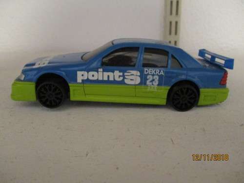 1/32 SCALE HORNBY SLOT CAR MERCEDES