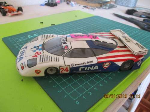 1/24 SCALE SLOT CAR WITH BMW PARMA BODY