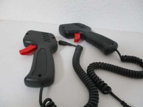 1/32 SCALE NINCO SLOT CAR HAND CONTROLS X2