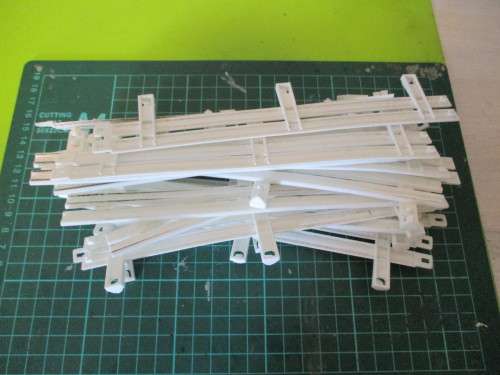 1/32 SCALE NINCO BARRIERS X16