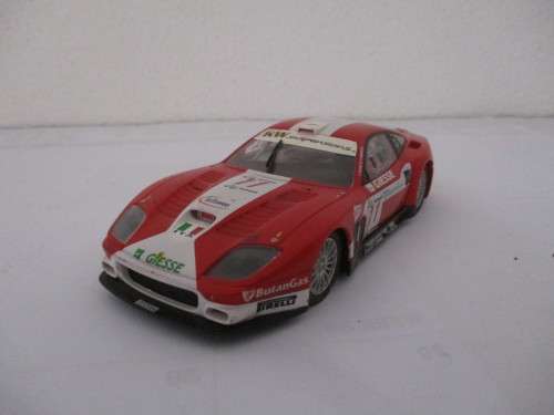 1/32 SCALE CARRERA SLOT CAR FERRARI (SPAIRS OR REPAIRS)