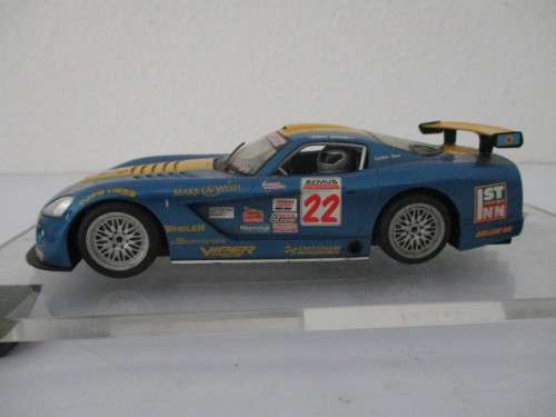 1/32 SCALE HORNBY SLOT CAR DODGE VIPER (WITH LIGHTS)