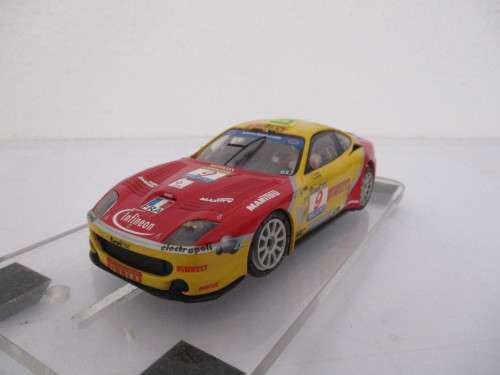 1/32 SCALE SCX SLOT CAR FERRARI 550 ( DIGITAL NOT TESTED)