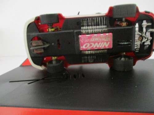 1/32 SCALE NINCO SLOT CAR PORSHE (NC5 MOTOR)