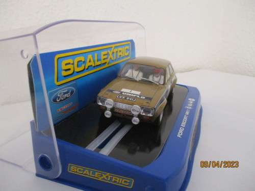 1/32 SCALE SCALEXTRIC SLOT CAR FORD ESCORT MK1