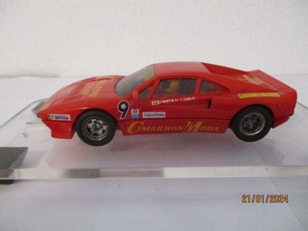 1/32 SCALE SCALEXTRIC FERRARI GTO
