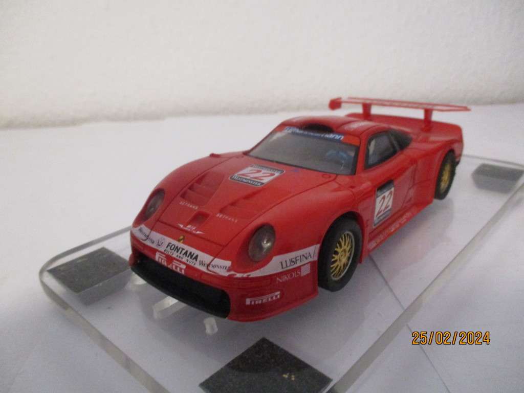 1/32 SCALE HORNBY SLOT CAR PORSCHE