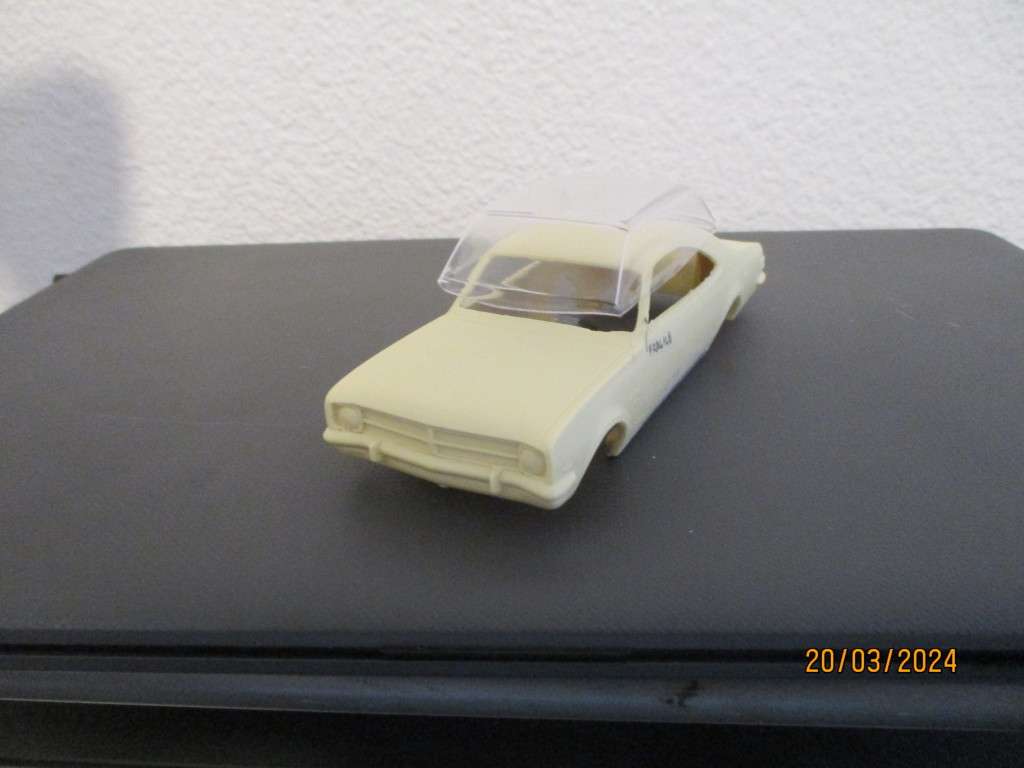1/32 SCALE RESIN SLOT CAR BODY ,HOLDEN MONARO