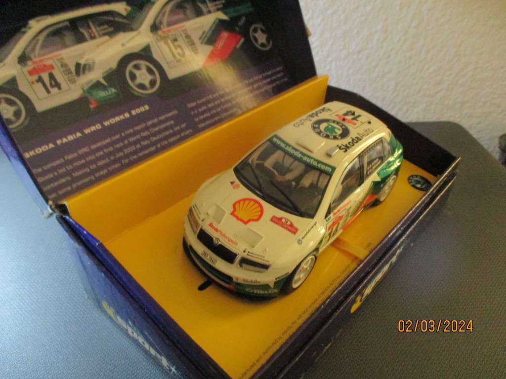 1/32 SCALE SCALEXTRIC SLOT CAR.SKODA FABIA WRC