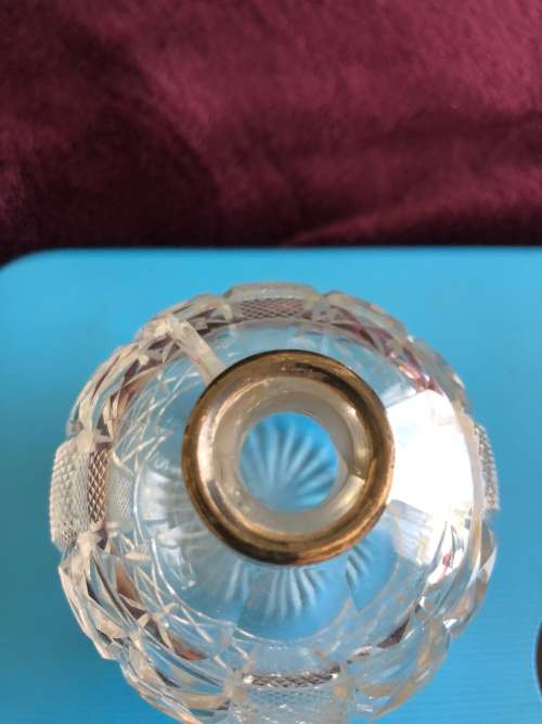 ANTIQUE SILVER TOP CRYSTAL PERFUME BOTTLE WITH ORIGINAL STOPPER c1918 LONDON