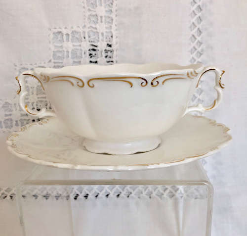 ROYAL ALBERT 'ORLEANS' SOUP BOWL AND UNDERPLATE