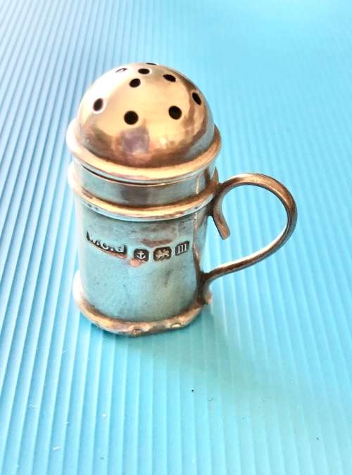 SCARCE !! SOLID SILVER HALLMARKED c 1911 BIRMINGHAM  MINIATURE TANKARD SALT SHAKER
