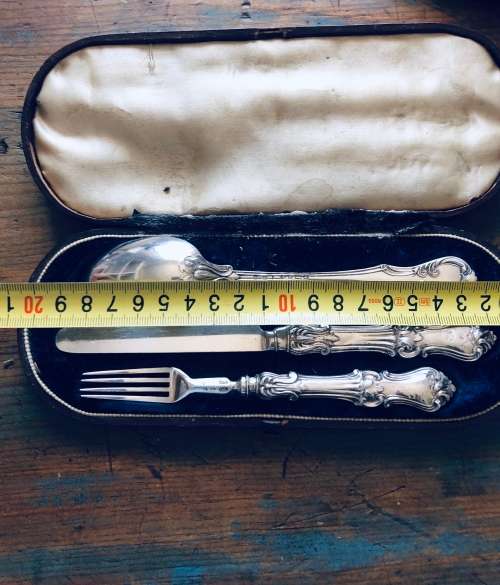 SILVER  HALLMARKED BIRMINGHAM c 1846 CHILDREN'S CHRISTENING / CUTLERY SET