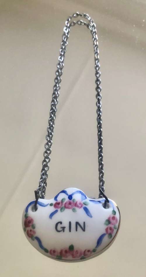 SCARCE VINTAGE PORCELAIN GIN DECANTER LABEL