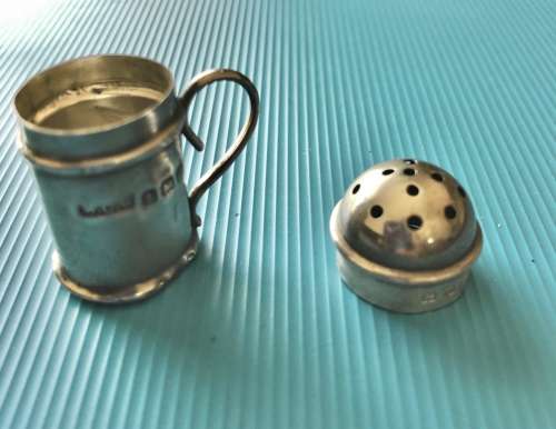SCARCE !! SOLID SILVER HALLMARKED c 1911 BIRMINGHAM  MINIATURE TANKARD SALT SHAKER