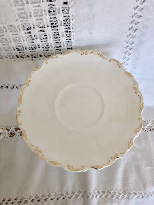 ROYAL ALBERT 'ORLEANS' SOUP BOWL AND UNDERPLATE