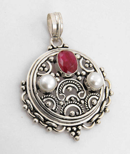 25.77 Gm Ruby and Pearl Gemstone Silver Pendant