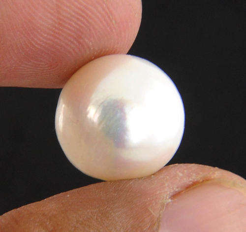 13.57 Carat Certified Cabochon Pearl Gemstone