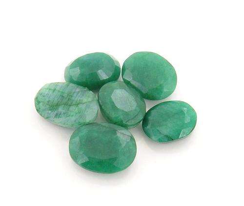 25.00 Carats IGLI Certified Untreated and Unmounted Emerald Gemstone Lot
