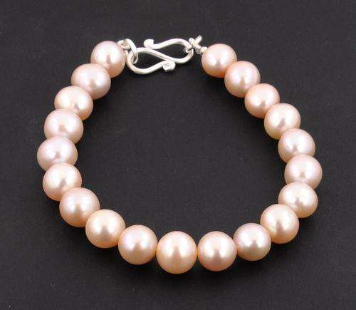 Round Shape Peach Pearl Gemstone Beaded Bracelet