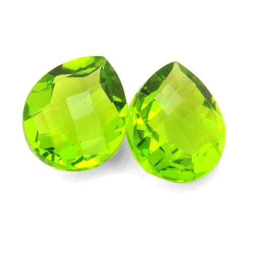 39.20 Carat Pear Shape Green Quartz Gemstone Pair