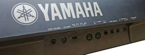 Yamaha PSR 740 Keyboard