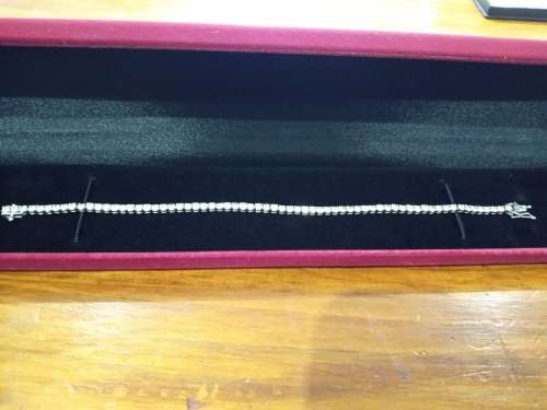 DIAMOND TENNIS BRACELET STUNNING, HEAVY , BRILLIANT