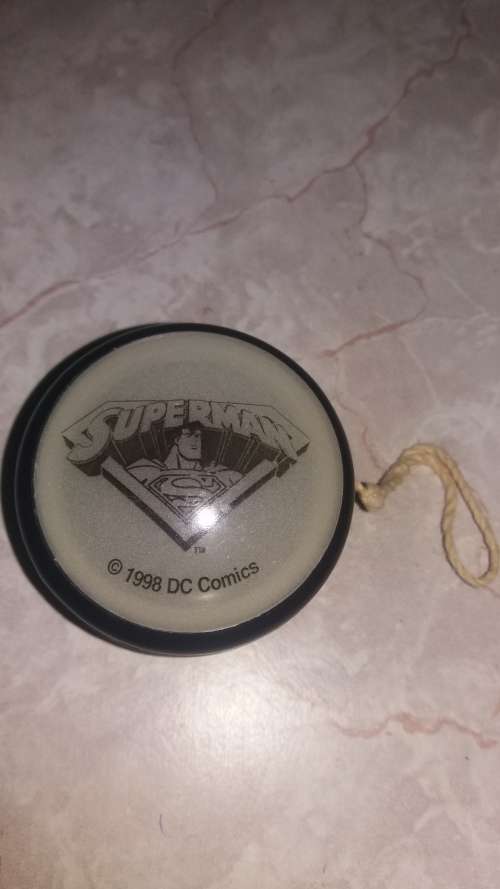 1998 DC Comics Glow in the Dark SUPERMAN Yo-Yo