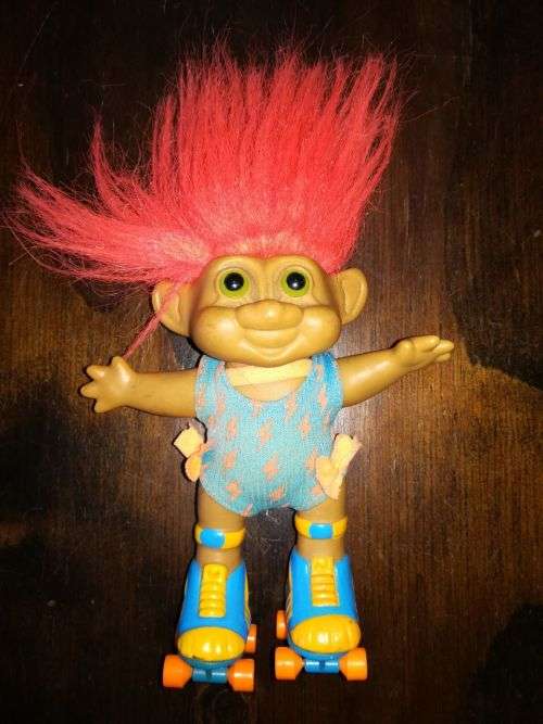Vintage Roller skate troll