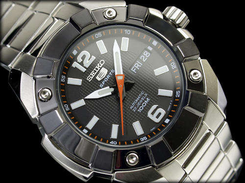 New Seiko 5 Sports Automatic Mens Watch SNZG31