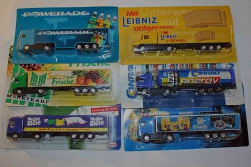 HO Scale Model Trucks (X6)