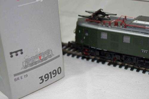 Marklin Digital 39190 E19 Electric Locomotive