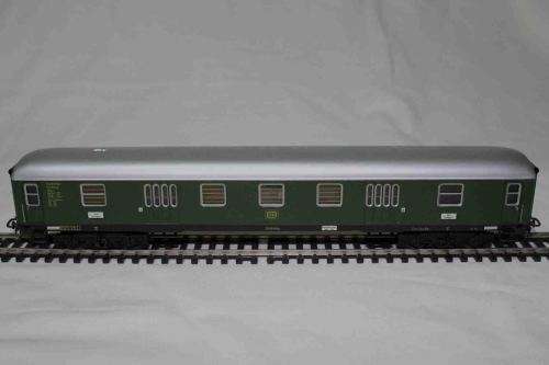 Marklin 4026 DB Express Baggage Coach