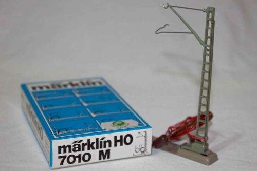 Marklin 7010 Feeder Catenary Mast